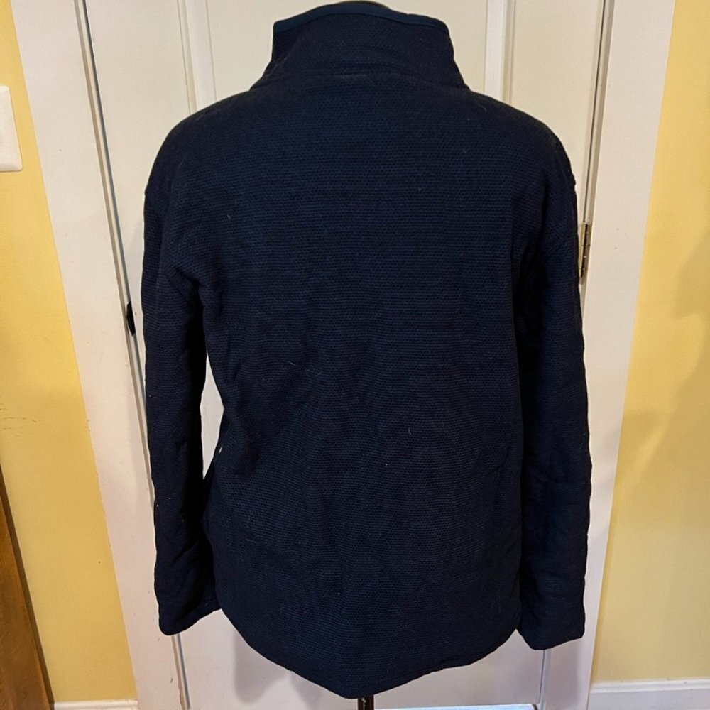 Orvis Quarter Zip Size Medium - Picture 2 of 4